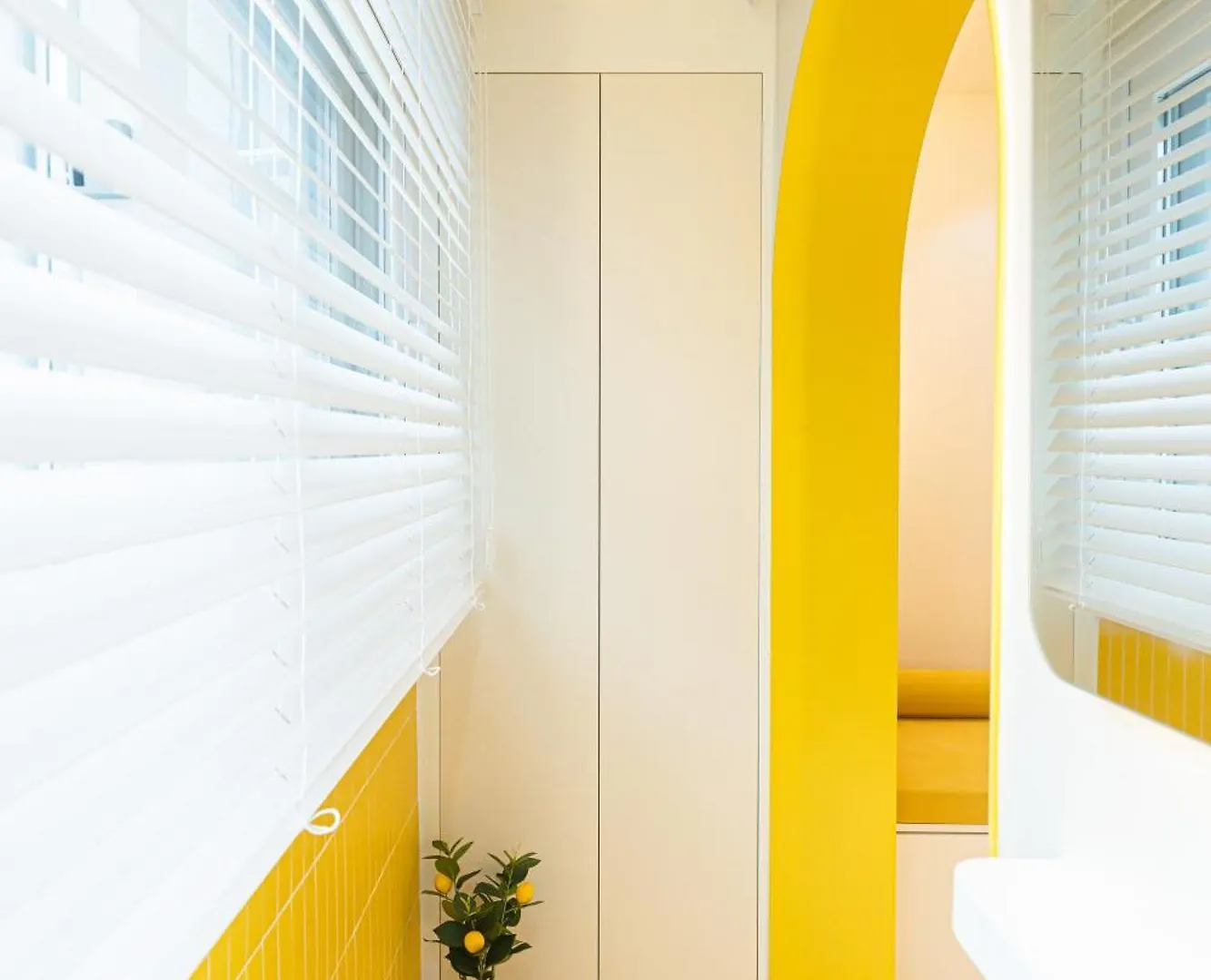 Vila Sunflower Room Soul