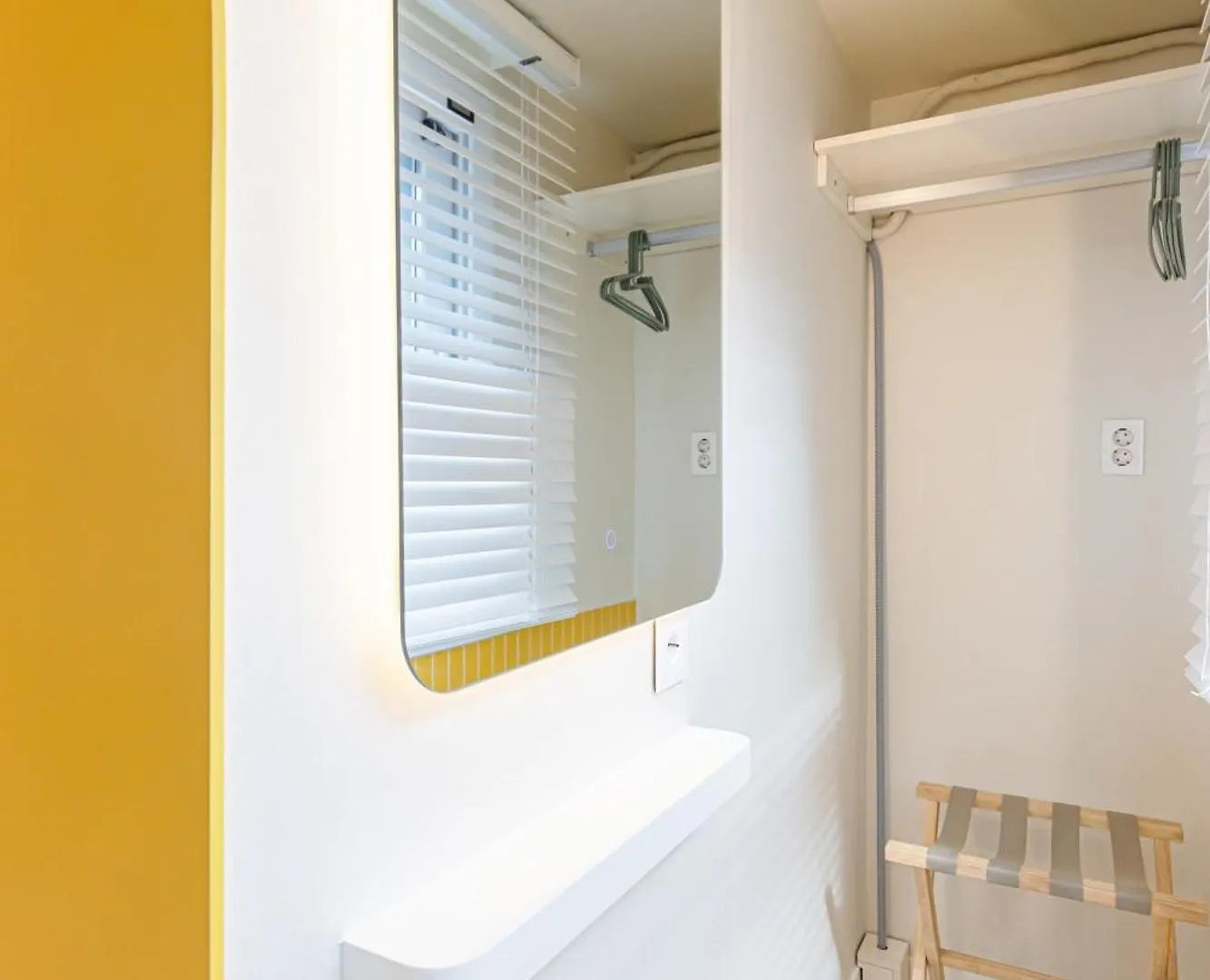 Sunflower Room Soul Vila